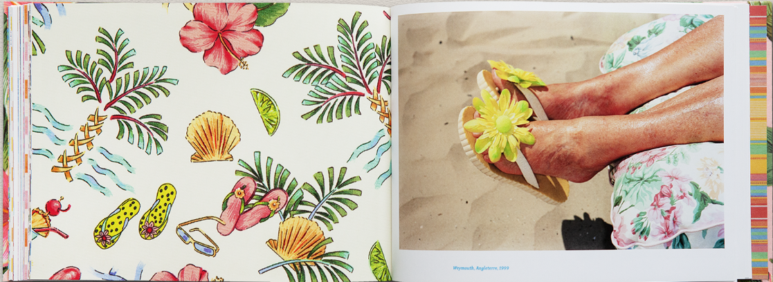 LIFE'S A BEACH - MARTIN PARR