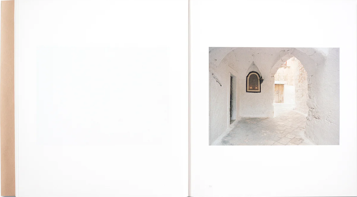 LUIGI GHIRRI | PUGLIA. TRA ALBE E TRAMONTI